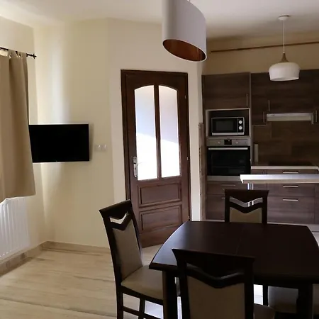 Rabagyarmati Apartman II Buitenkant foto
