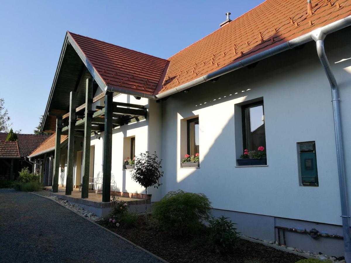 Apartamento Rábagyarmati Ii *